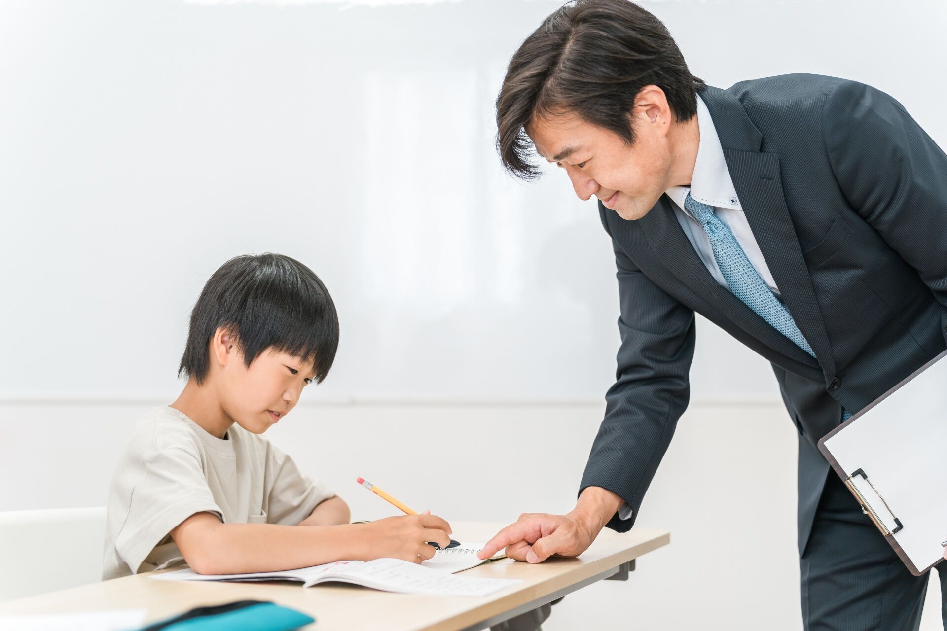 一人ひとりに寄り添う個別指導塾を運営